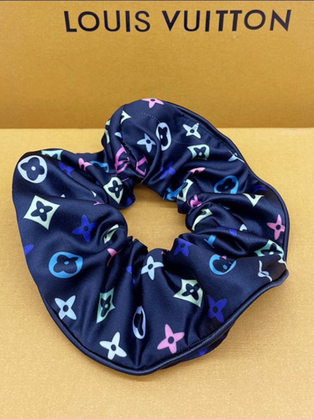 Black Colorful Printed Scrunchie NEW